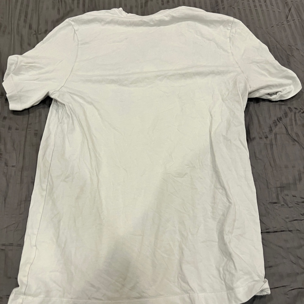 Nike Top - Picture 2 of 3